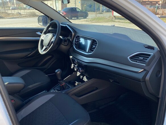 2024 Lada (ВАЗ) Vesta I Рестайлинг (NG), белый, 1440000 рублей - вид 5