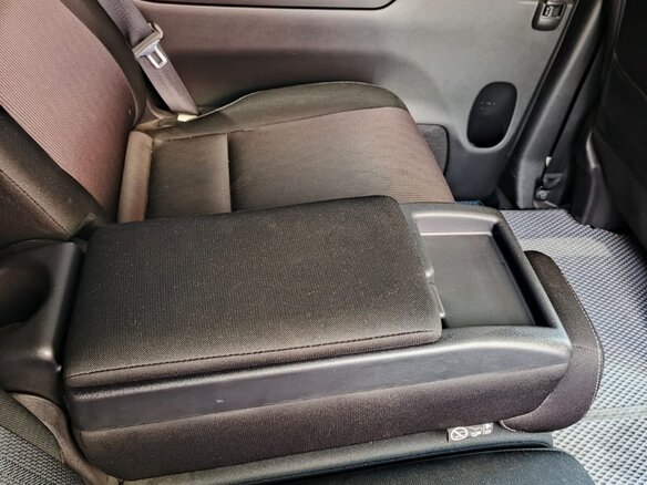 2017 Nissan Serena S-Hybrid V (C27), бежевый - вид 19