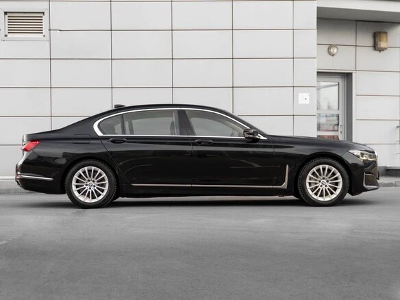 2020 BMW 7 серии Long 730Ld xDrive VI (G11/G12) Рестайлинг, чёрный, 5550000 рублей - вид 3