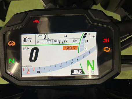 2020 Kawasaki Z 900, чёрный, 925000 рублей, вид 5