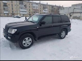 2004 Toyota Land Cruiser 100 Series Рестайлинг 1, чёрный, 1400000 рублей, вид 2