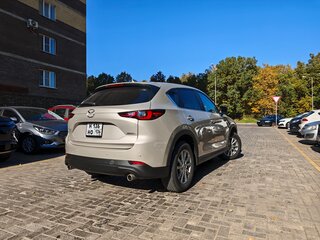 2022 Mazda CX-5 II Рестайлинг, бежевый, 2600000 рублей, вид 5