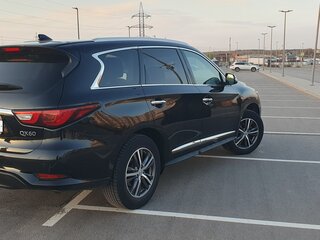 2017 Infiniti QX60 I Рестайлинг, чёрный, 2400000 рублей, вид 5