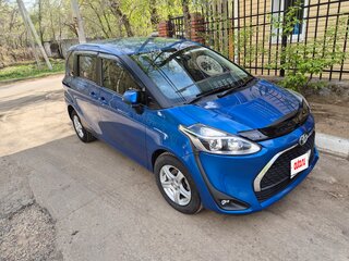 2019 Toyota Sienta II Рестайлинг, синий, 1300000 рублей, вид 2