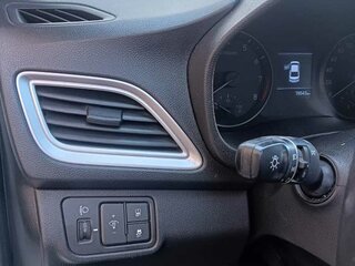 2019 Hyundai Solaris II, белый, 1400000 рублей, вид 2