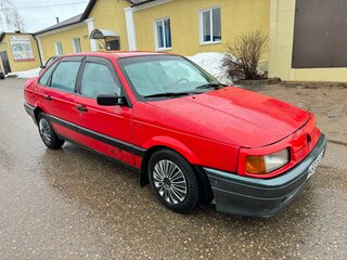 1989 Volkswagen Passat B3, красный, 105000 рублей, вид 1