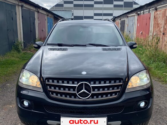 2008 Mercedes-Benz M-Класс 320 II (W164), чёрный, 1500000 рублей - вид 1
