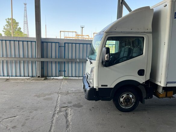 2015 Nissan Cabstar, белый, 1750000 рублей - вид 4
