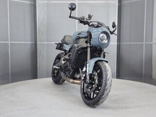 2024 Yamaha XSR900, серый, 1195000 рублей, вид 3