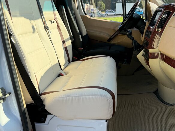 2014 Mercedes-Benz Sprinter, белый, 5250000 рублей - вид 9