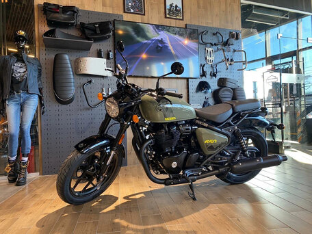 2026 Royal Enfield Shotgun, зелёный, 732000 рублей, вид 2