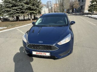 2015 Ford Focus III Рестайлинг, синий, 1200000 рублей, вид 3