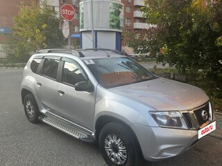 2014 Nissan Terrano III (D10), серебристый, 800000 рублей, вид 2