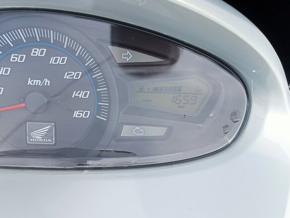 2015 Honda PCX 150, белый, 350000 рублей