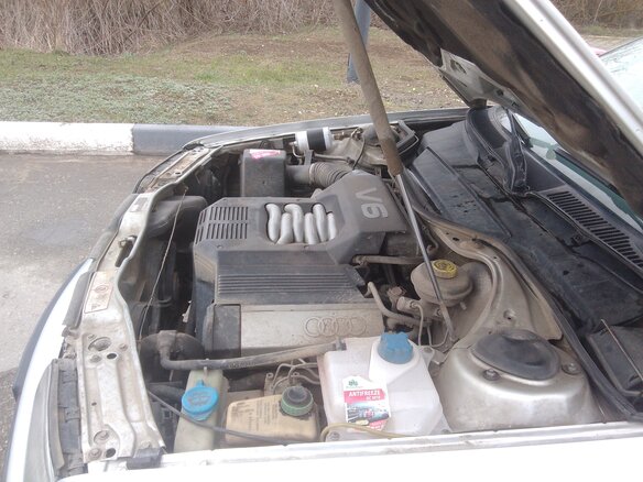1994 Audi 100 IV (C4), серебристый, 400000 рублей - вид 6