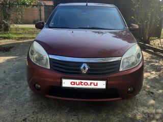 2011 Renault Sandero I, красный, 370000 рублей, вид 2