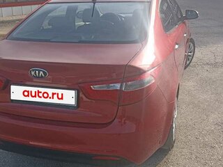 2013 Kia Rio 5-speed III, красный, 690000 рублей, вид 4