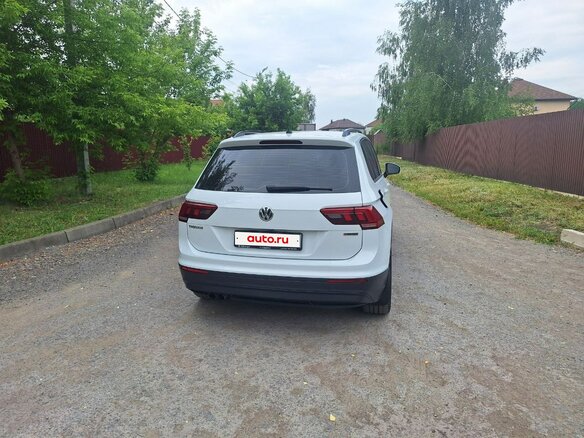 2019 Volkswagen Tiguan II, белый, 2070000 рублей - вид 12