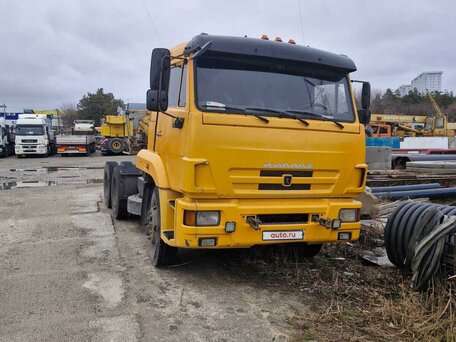 2013 КамАЗ 6520, красный, 3000000 рублей, вид 4