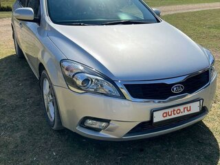 2011 Kia Ceed I Рестайлинг, серебристый, 925000 рублей, вид 3