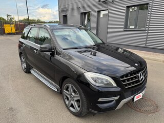 2014 Mercedes-Benz M-Класс 500 III (W166), чёрный, 2190000 рублей, вид 3