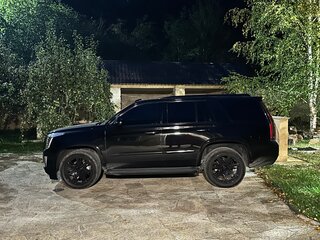 2016 Cadillac Escalade IV, чёрный, 4600000 рублей, вид 4