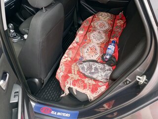 2013 Kia Rio 5-speed III, серый, 700000 рублей, вид 4