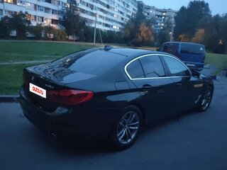 2019 BMW 5 серии 520d xDrive VII (G30/G31/G38), чёрный, 3660000 рублей, вид 3