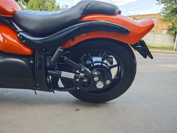 2016 Suzuki Boulevard C90, оранжевый, 1111111 рублей - вид 6