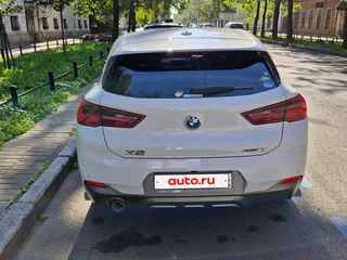 2019 BMW X2 sDrive18i I (F39), белый, 1950000 рублей, вид 5