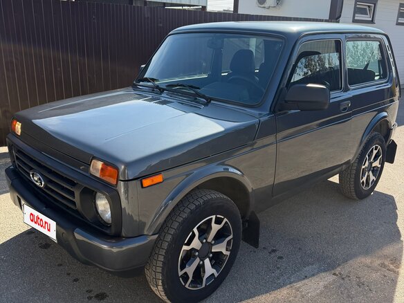 2019 Lada (ВАЗ) 2121 (4x4) Urban I Рестайлинг (2020), серый, 690000 рублей