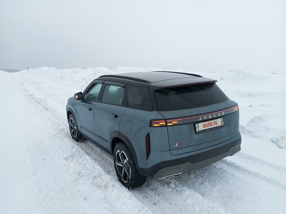 2023 Jaecoo J7 I, серый, 2800000 рублей - вид 1
