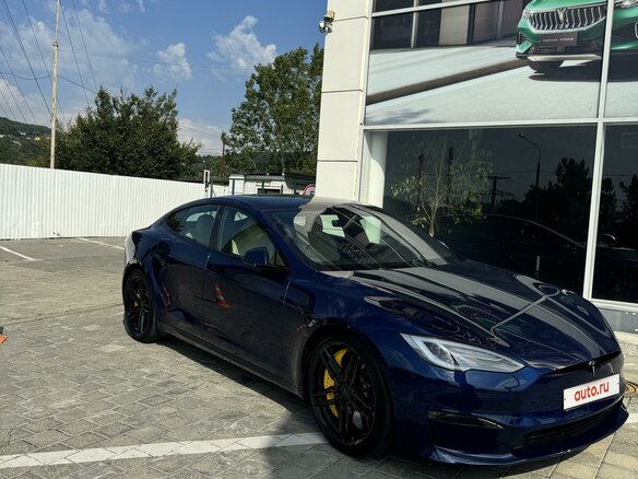 2021 Tesla Model S Plaid I Рестайлинг 2, синий, 8000000 рублей - вид 6