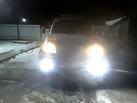 2007 УАЗ 2360, серебристый, 500000 рублей, вид 2