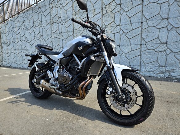 2016 Yamaha MT-07 (FZ-07), белый, 675000 рублей - вид 6