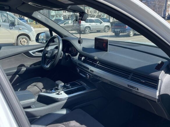 2017 Audi Q7 II (4M), белый, 4800000 рублей - вид 10