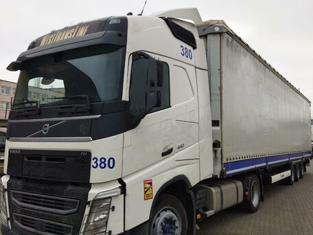 2017 Volvo FH, белый, 5500000 рублей, вид 1