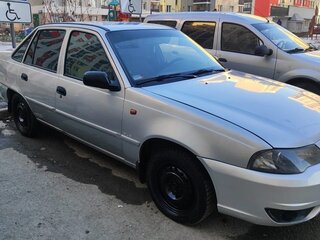 2011 Daewoo Nexia I Рестайлинг, серебристый, 550000 рублей, вид 1