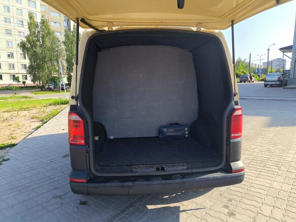 2016 Volkswagen Transporter T6, бежевый, 1900000 рублей - вид 10