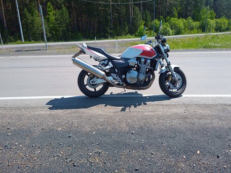 2004 Honda CB 1300, белый, 550000 рублей, вид 3