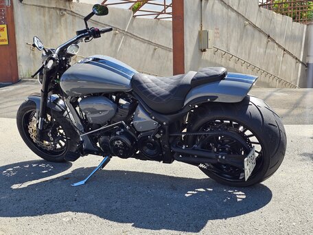 2007 Yamaha XV 1700 Warrior, серый, 1500000 рублей, вид 2