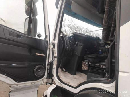 2013 Iveco Stralis, белый, 2600000 рублей, вид 5