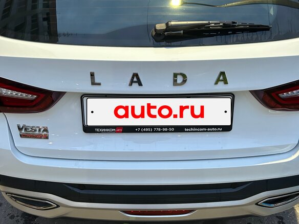 2024 Lada (ВАЗ) Vesta SW Cross I Рестайлинг (NG), белый - вид 1