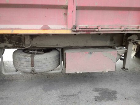 1991 Fruehauf Полуприцеп-бортовой, красный, 1500000 рублей, вид 5