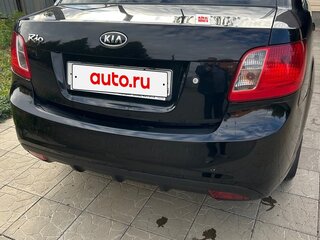 2011 Kia Rio II Рестайлинг, чёрный, 720000 рублей, вид 3