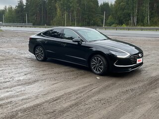 2020 Hyundai Sonata VIII (DN8), чёрный, 2550000 рублей, вид 3