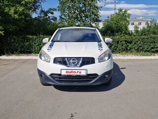 2013 Nissan Qashqai I Рестайлинг, белый, 860000 рублей, вид 1