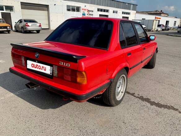 1984 BMW 3 серии 316 II (E30), красный, 500000 рублей - вид 33