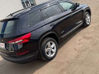 2019 Skoda Kodiaq I, чёрный, 2050000 рублей, вид 4