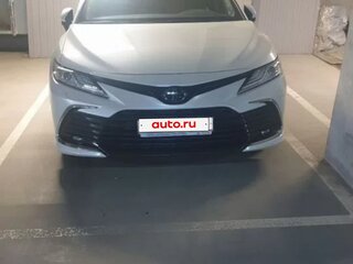 2022 Toyota Camry VIII (XV70) Рестайлинг, белый, 4000000 рублей, вид 5